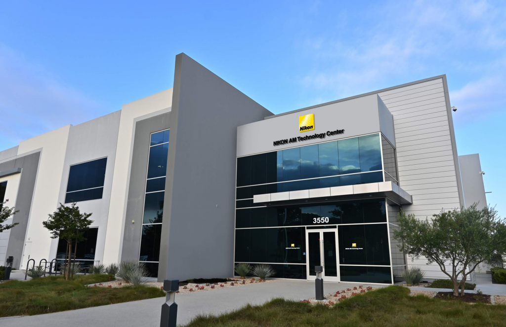 Nikon AM Synergy's metal 3D printing system in operation