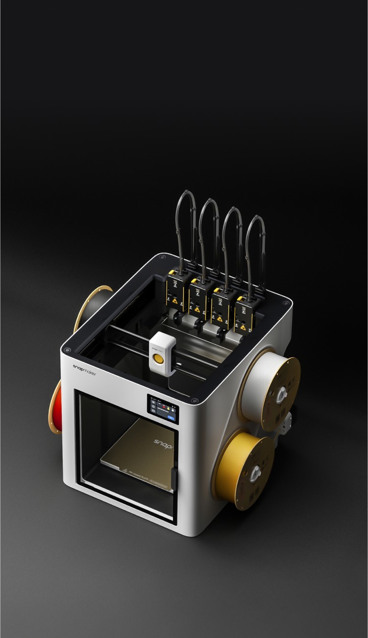 Snapmaker U1 multi-color printing demonstration showing color gradients achievable with the 4-toolhead architecture