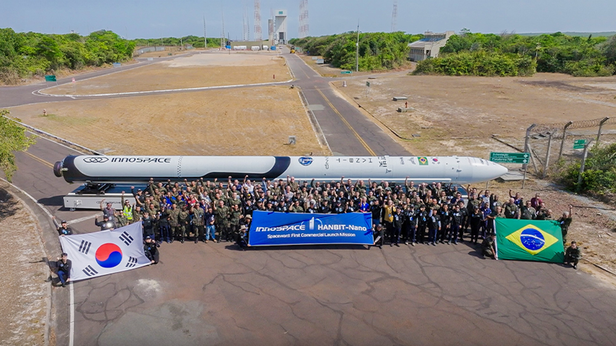 Innospace's HANBIT launch vehicle that drove development of their support-free titanium manufacturing technology